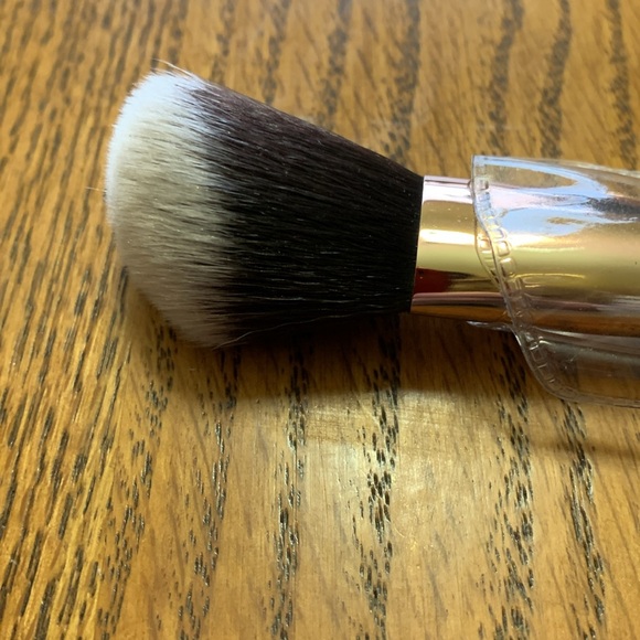Shaina B Miami Contour Brush - Picture 5 of 5